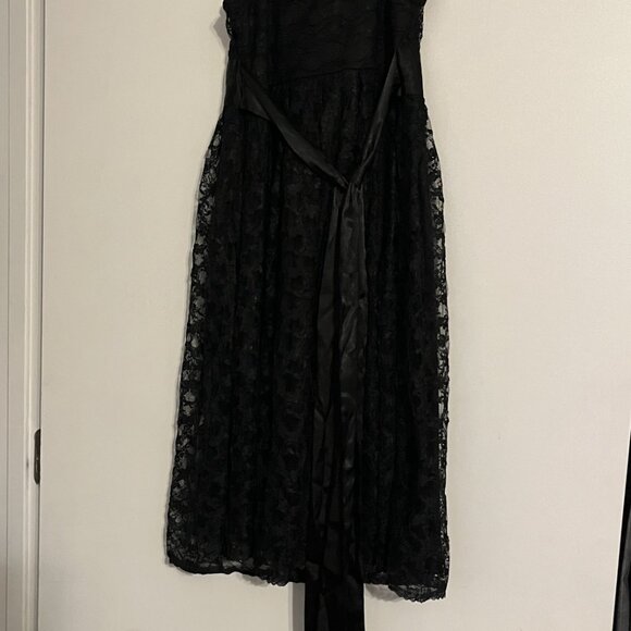 Necessary Objects Size XS Black Lace Dress - NWT - Picture 3 of 3